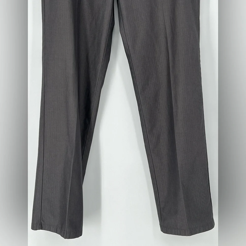 DOCKERS SIGNATURE KHAKI STRAIGHT FIT D/2 GREY PANTS‎ NWOT